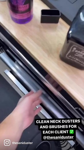 A clean neck duster for every client, what kind of service do you provide for your clients? #cleanbarber #topbarber #thebestbarber #barbershop #haircut #barbicide #thesaniduster #neckduster #barbershopconnect