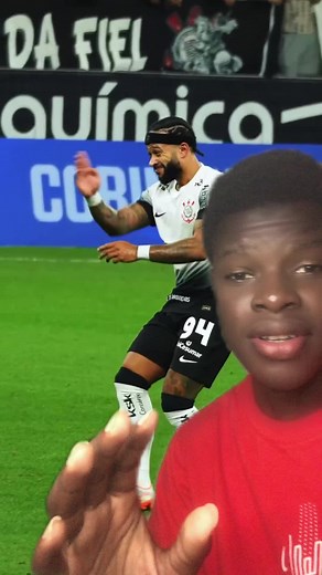 Memphis Depay's Celebration with Corinthians Fans