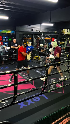 11 reactions |  Yesterday was all about high-intensity sparring...