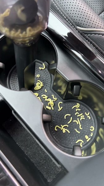 Cool Items! Dust, crumbs, and dirt don’t stand a chance #viral #creative #amazing #shorts