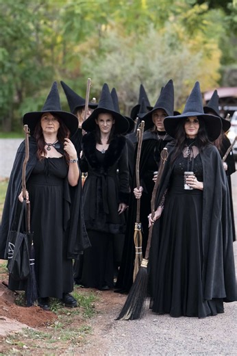 Exploring the World of Witches on TikTok