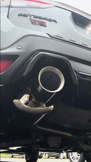 スバルフォレスターSTI Sportに装置したSTIマフラー。