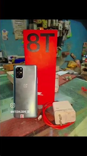 one plus 8t 12/256 like a new condition