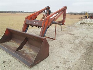 Dual 3100 Tractor Mounted Quick Attach Loader | Agriculture