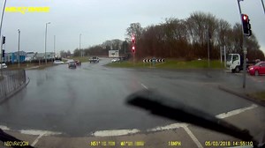 Nå kan du vinne kamera til bilen🌟 3 heldige vinnere får ett DashCam fra Nextbase til verdi av 2699,- pr stk🐣 Modell: 412GW - Trygghet og beskyttelse i et utsøkt og tynt design som har vunnet flere priser og anbefalinger🌟 🐣 Vil du vinne? Eller kjenner du noen som fortjener å vinne? Vinner’ne trekkes tirsdag 23.april. 1000 takk til alle som deler innlegget vårt🤗 G O D P Å S K E 😌 | RIIS BILGLASS