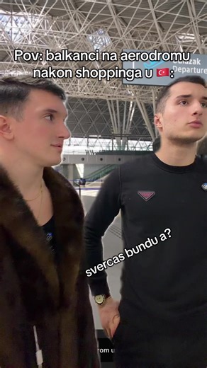 Moze sve samo da se ne plati carina 🤣🤣 #balkan #humor #sarcasm #joke #luigicurri @Laurent Curri