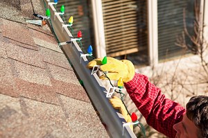 How Much Does Christmas Light Installation Cost?