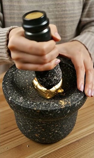 【4K】【ASMR】Crushing a Golden Cube — Reflections on Obsidian Mortar②