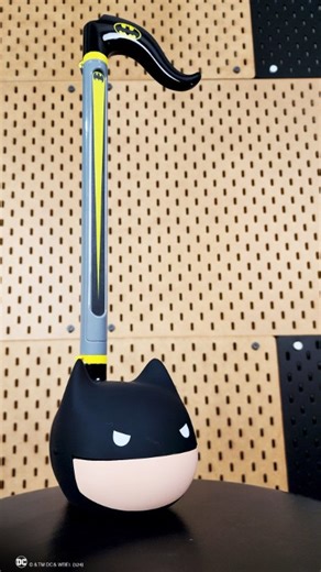 1.2M views · 15K reactions | Making this our ringtone.  https://linktr.ee/shopbatman | Batman | Facebook