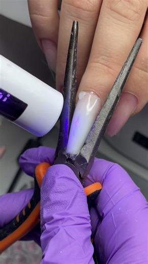 Drastically broken nail😬 #nails #manicure #brokennail #nailrepair #acrygel #gelnails #nailtutorial