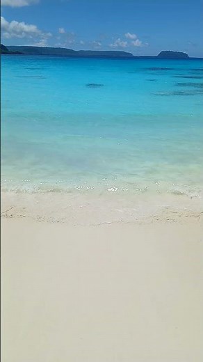 Vanuatu, East Santo, Champagne Beach #beach #ocean #beachvibes #island #EspirituSanto #Vanuatu