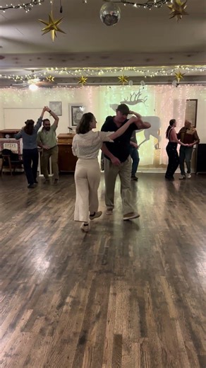 Jitterbug Swing - Peek a Boos at Monday Night Swing!