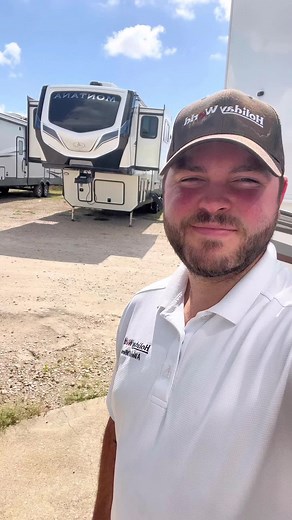 6.1M views · 73K reactions | Include all of your favorite people on your next adventure in this 2 story fifth wheel!  #fifthwheel #fulltimerv #camping #rvlifestyle #keystonemontana #rvliving #rvlife #holidayworldrv | Holiday World RV | Facebook