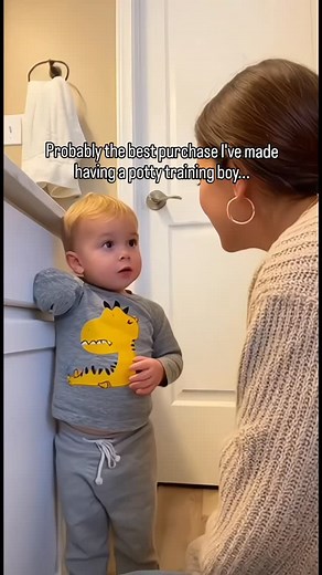 1K views · 140 reactions | He LOVES using his froggy potty  This has made his potty training experience 100x easier  #momlife #toddlers #parenting #pottytraining #potty #parentingtips | The Baby Whisper Co. | Facebook