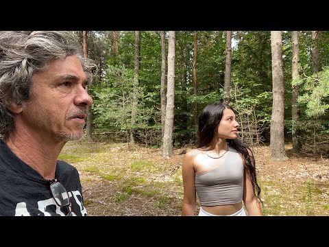 Bigfoot while Mushroom hunting