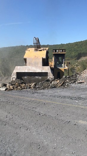 Let’s dig into the weekend!! 🍻…. #demag #h285s #cumminspower #haultruck #demagh285 #cummins #dumptruck #komatsumining #komatsuequipment #excavator #earthmoving #bigequipment #shovel #frontshovel #bigmachines #earthmover #bigiron #heavyequipment #hydraulicshovel #miningequipment #coal #anthracite #coalregion #mining #coalmine #earthmovers #pamining #coalkeepsthelightson #coalminer #friendsofcoal | PAmining