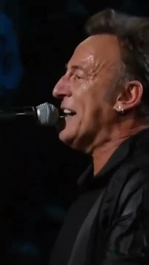 John Fogerty & Bruce Springsteen - "Fortunate Son"