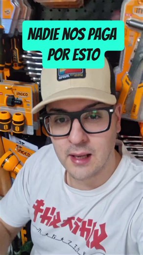 La dura verdad de los que hacemos cosas en casa: nadie nos paga… y encima a veces las herramientas te complican más de lo que ayudan.😂 Herramientas que giran en falso, que no agarran, que son de mala calidad…😢 Por eso es clave usar cosas que realmente sirvan.🛠 Si querés herramientas que no te hagan renegar, en Red Tools te damos las mejores opciones.📲 #herramientas #ingco #arreglos #creatorsearchinsights