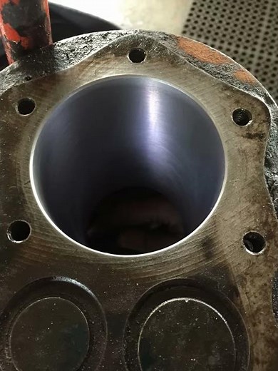 Honing a 10HP KOHLER K 241 CYLINDER