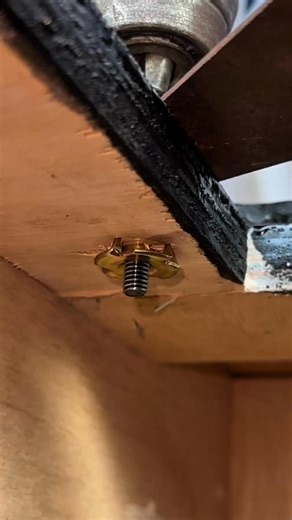 t-nut installation #speakerbox #woodworking #tutorial | Joko Siswomiharjo