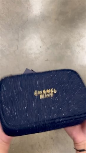 Chanel Holiday Gift Sets #holidaygiftsets #ChanelBeauty | Designer Mens Shoes