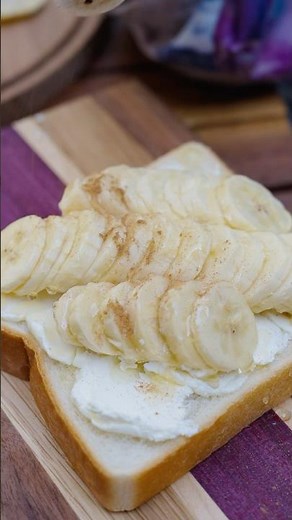 ハニーバナナシナモンのホットサンド（レシピは説明欄に記載）