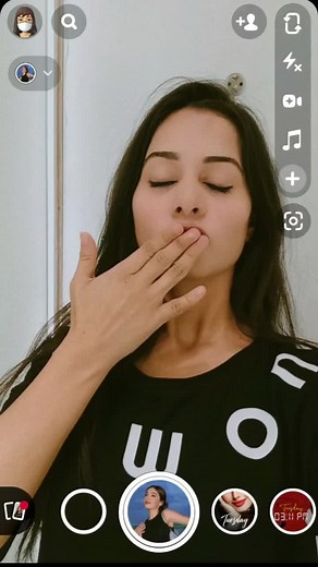 Snapchat Filters Selfie Poses for Girls