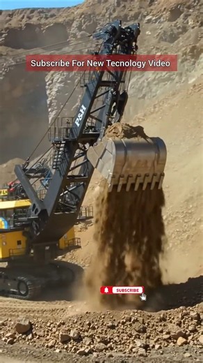 🤯 This machine is absolutely massive #shorts #heavymachinery #construction