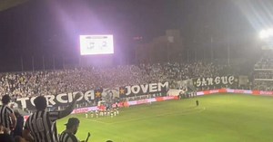 Torcida do Santos pede retorno de Neymar