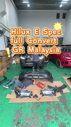 Toyota Hilux E Spec Fully Converted to GR Malaysia. Cantik Cantik • GR Malaysia Full Bodykit • GR LED Headlamp Black Edition • GR LED Tailamp • GR Malaysia Sticker • GR Emblem Full #batucaves4x4auto #toyotahilux #grmalaysia #hilux #convert