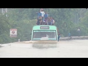 crazy indian bus drivers