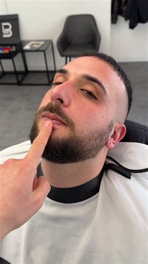 Hilarious Barber Prank You Can't Miss