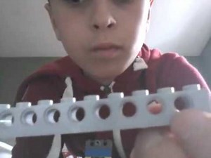 How To Create a Balance Scale With Lego!