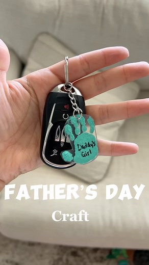 10K views · 171 reactions | Handprint keychain for Daddy 冀 So cute and I was able to recycle plastic lid I was going to throw away! Make sure the plastic has the number 6 inside the recycling sign, that is how you know it will work. #fathersday #fathersdaycraft #fathersdaygift #craftsforkids #daddydaughter #girldad #craftsfortoddlers #preschoolactivities #preschoolart #toddleractivities #toddleractivitiesathome #homeschoolmom | Cynthia Gutierrez | Facebook