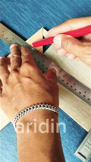 "measuring for a locking miter joint" #woodworking #carpenter #skill #creative #diy