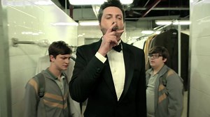 12M views · 12 reactions | FINALMENTE SAIU O PRIMEIRO TRAILER DO FILME! Se você não compartilhar sua mãe tá na zona! 12 DE OUTUBRO NOS CINEMAS! | Danilo Gentili | Facebook