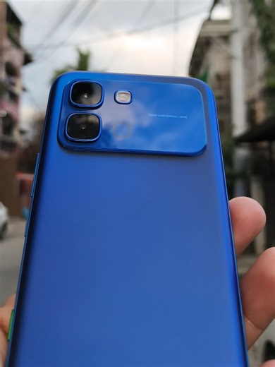 The Infinix Mobile Note Edge curved display stays vivid, detailed, and crystal clear — anytime, anywhere. 👑✨ @infinixphilippines #NoteEdgeOutdoors