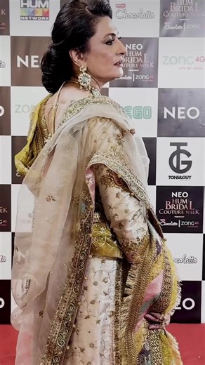 284K views · 4.9K reactions | “Get the latest fashion trends with us!...