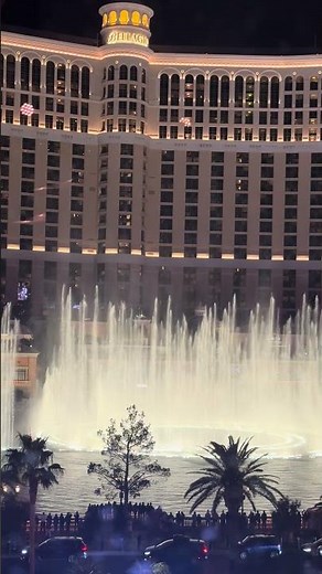 The Most Iconic Free Show in Las Vegas! ⛲✨