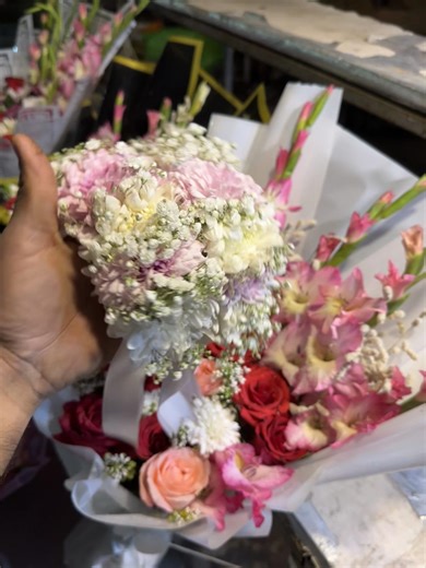 Nadir Flowers: Explore the Beauty of Floral Arrangements