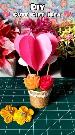 ✨ Cute DIY Gift Idea with Color Paper, Flowers & Coffee Cup | Easy Handmade Gift for Friends 💖 #diy
