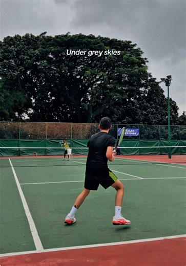 Mastering the Perfect Backhand in Tennis