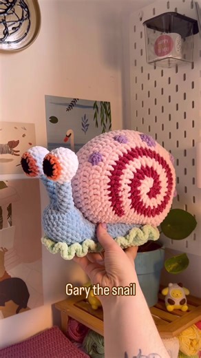Crocheting Gary the Snail from SpongeBob | Plushies DIY Tutorial