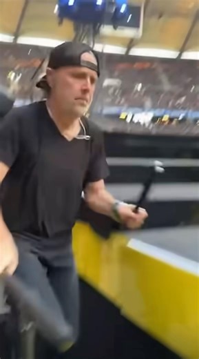 Lars Ulrich takes the stage with Metallica in Germany ‪@metallica‬ #metallica