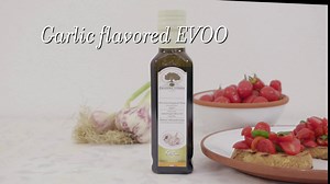 Mercato di Bellina Mama Mia! Grand Italian Gift Basket With Award Winning Balsamic Vinegar, Infused Olive Oils, and Gourmet Food - Al Natural Food Gift Basket - Gourmet Gifts for Foodies