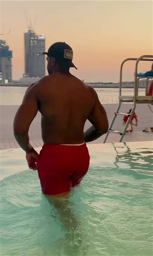 Heavyweightayo (@ayofsa)’s videos with Amigo - Romeo Santos