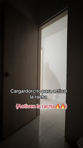 Videos de Royer💘 (@r_oyerlin) con “sonido original - Royer💘”