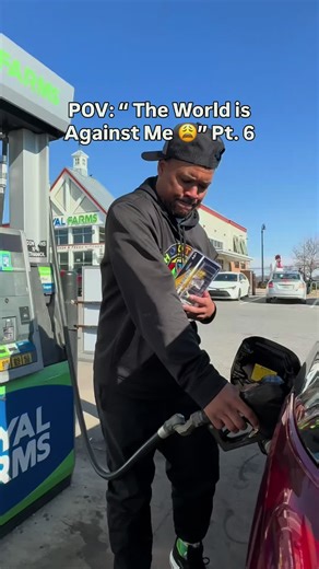 Old Fart movement 👀😜😂💯🧑🏻‍🦼🧑🏻‍🦽🚑 #old #brokenbones #oldfart #gettingold #everythinghurts