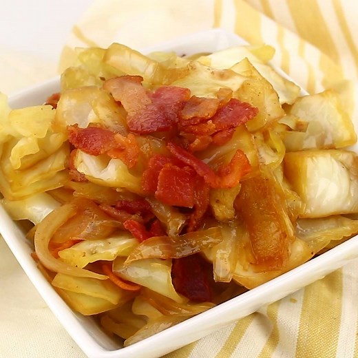 605K views · 903 reactions | SWEET and SOUR CABBAGE has so much flavor and lots of crispy bacon. This is my favorite way to eat cabbage!! Recipe: https://spicysouthernkitchen.com/sweet-and-sour-cabbage-with-bacon/ | Spicy Southern Kitchen | Facebook