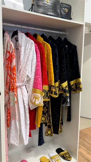 Join @rebeccabanduh and shop the Fall Receipts & Rewards, thru Friday, 10/3. When you spend $1000 at participating stores, bring your receipts to the Management Office and receive a $50 gift card. Visit: https://bit.ly/4mwjLg4 for the full list of stores. #fall #houstonpremiumoutlets #shopping #houston #rewards | Houston Premium Outlets